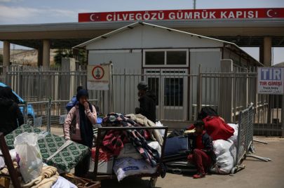 كشف الرئيس التركي عن عودة مليون سوري إلى بلادهم دون أن يقدم حيثيات أو طريقة التي تمت بها تلك العودة (GETTY)