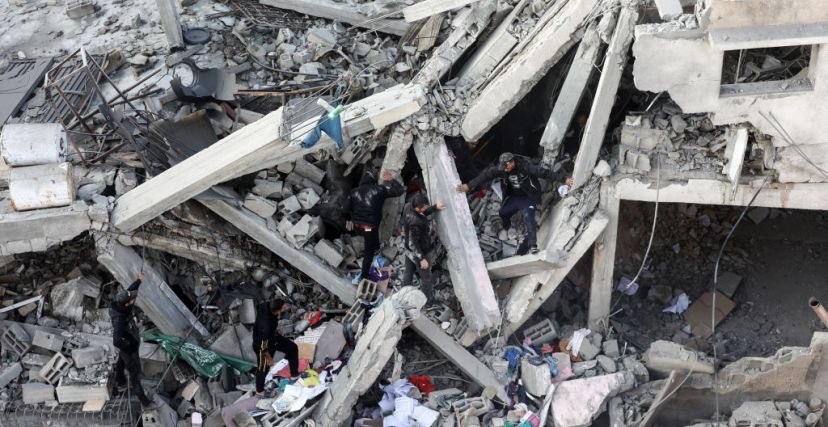 الدمار الذي خلّفه القصف الإسرائيلي على منطقة الزوايدة وسط قطاع غزة
