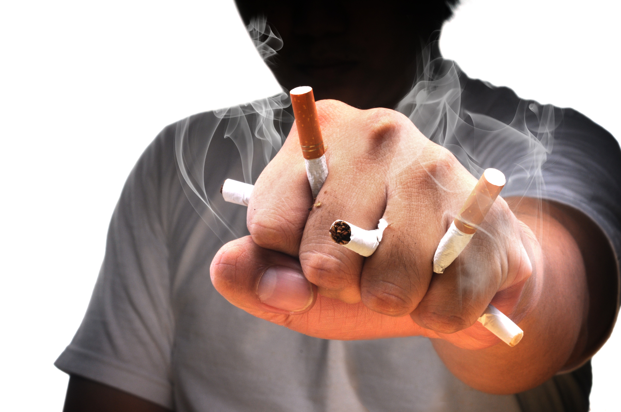 Поддержка бросающим курить. Откажитесь от курения. Вредная привычка –никотиновая зависимость. Бросить курить. Человек с сигаретой.