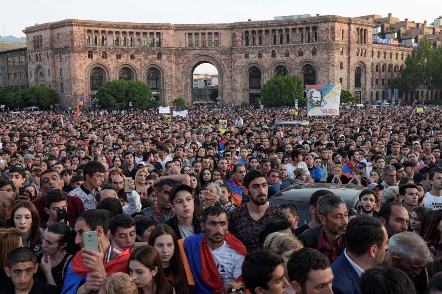 لم تعلن الاحتجاجات الأرمينية مناهضتها لروسيا ودورها في البلاد (كارين ميناسيان)