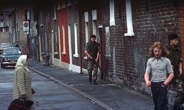 استخدم الجنود البريطانيون التعذيب في أيرلندا الشمالية خلال فترة الاضطرابات في السبعينيات (Getty)
