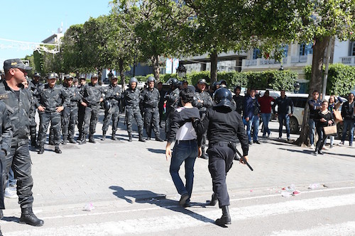 احتجاجات الطلبة اليوم في تونس (ياسين القايدي/الأناضول)