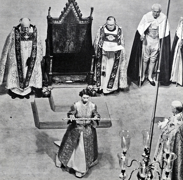 اليزابيث ملكة عام 1952