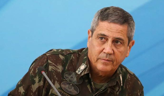 الجنرال والتر سوزا الذي تولى تنسيق الأمن في أولمبياد ريو 2016، سيكون على رأس التدخل العسكري للجيش في المدينة (أ.ف.ب)