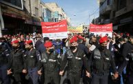رجال الدرك في الأردن في مظاهرة احتجاجية