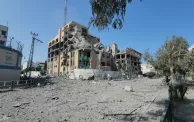 دمرت قوات الاحتلال مباني الجامعة الإسلامية في غزة (منصة إكس)