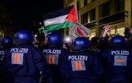 الشرطة الألمانية تقمع مظاهرة مؤيدة لفلسطين في برلين