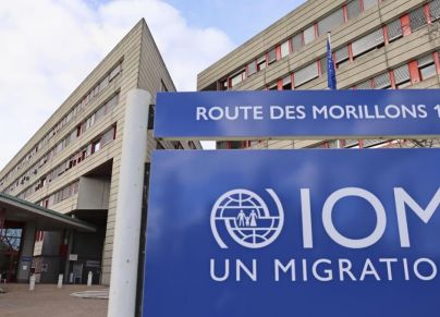 وأشارت المنظمة الدولية للهجرة إلى أن الوفيات تظهر "الحاجة الملحة لمعالجة تحديات الهجرة غير الشرعية، بما في ذلك من خلال الاستجابة المنسقة لتهريب المهاجرين والاتجار بالأشخاص".
