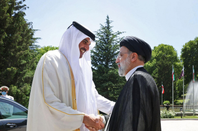 زيارة أمير قطر إلى طهران ناقشت ملفات إقليمية (Getty)