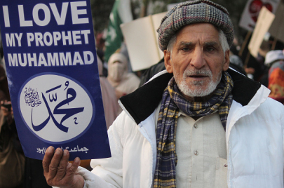 الدفاع عن النبي محمد