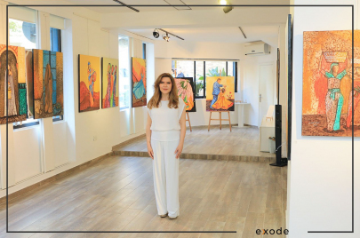 الفنانة اللبنانية نينا طاهر في معرضها
