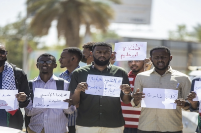 سودانيون يتظاهرون بالخرطوم ضد التطبيع مع الاحتلال