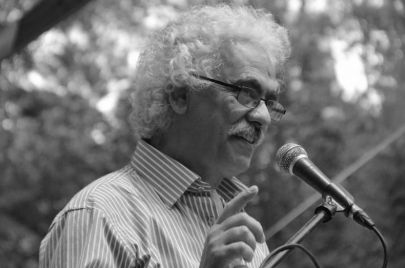 الشاعر الفلسطيني زكريا محمد