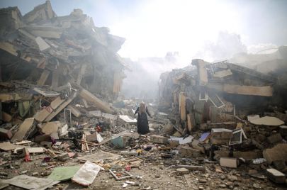 شهداء في غزة ودمار كبير