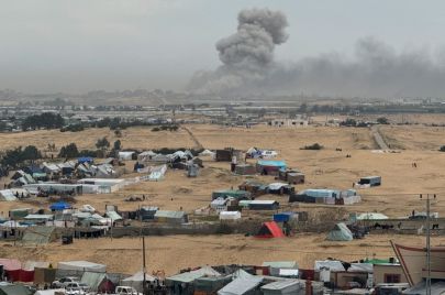 يرتبط تنفيذ خطة السلام الشاملة بوقف لإطلاق النار بغزة (رويترز)