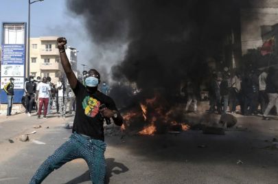 احتجاجات وإلغاء انتخابات الرئاسة في السنغال