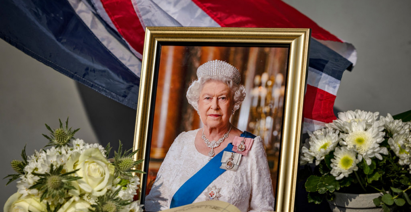 World Reacts To Queen Elizabeth II Death