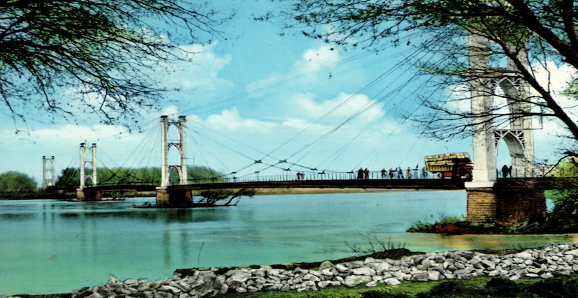 الجسر المعلق في دير الزور (بطاقة بريدية 1960، مجموعة ميشيل فاغنر)