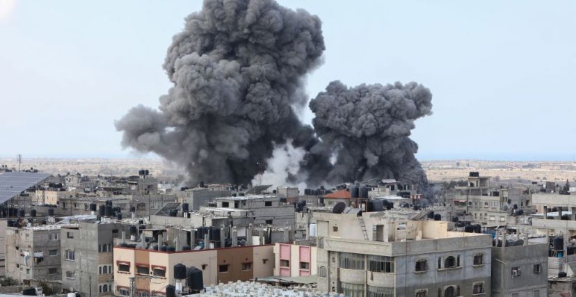 غارة إسرائيلية على مدينة رفح جنوب غزة