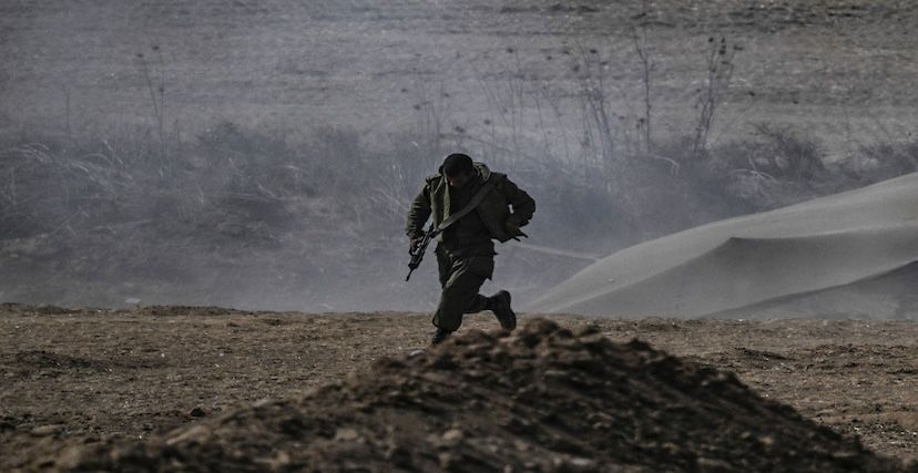 جندي إسرائيلي عند حدود قطاع غزة