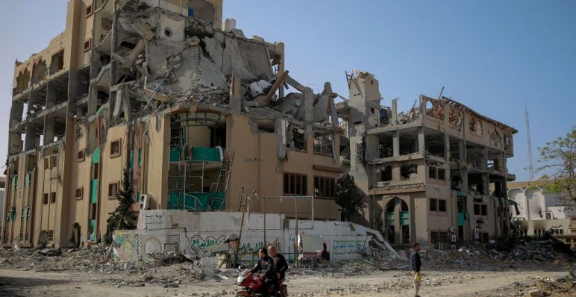 قصف الجامعة الإسلامية في غزة
