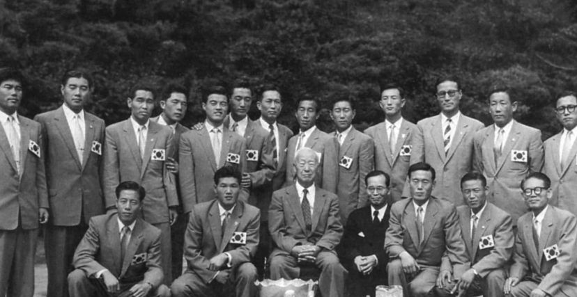 كوريا الجنوبية بطلة آسيا 1956