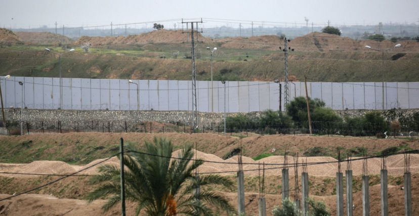 محور فيلادلفيا على طول الحدود بين مصر وقطاع غزة (GETTY)