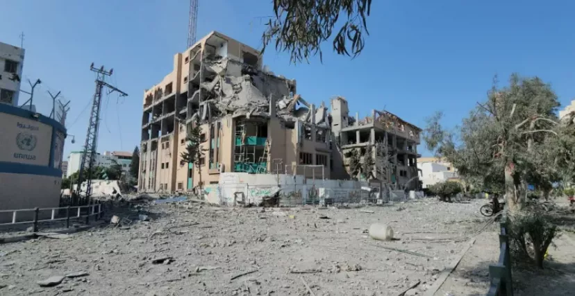 دمرت قوات الاحتلال مباني الجامعة الإسلامية في غزة (منصة إكس)
