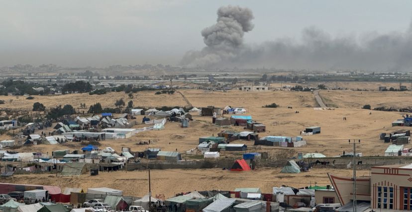 يرتبط تنفيذ خطة السلام الشاملة بوقف لإطلاق النار بغزة (رويترز)