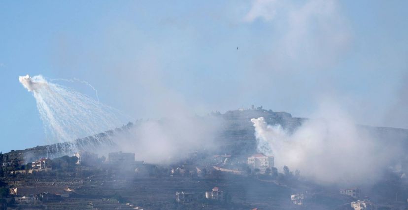 قصف إسرائيلي على قرى في جنوب لبنان (AFP)