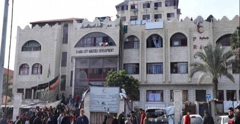 ظل مستشفى الأمل ساحةً للعملية العسكرية الإسرائيلية في خانيونس (منصة إكس)