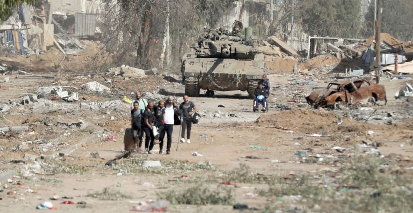 قالت منظمة أوكسفام، إن إسرائيل تسيطر على "نظام فوضوي لا يمكن التنبؤ به للموافقة والمسح والتفتيش" على المساعدات الإنسانية الموجهة إلى قطاع غزة.