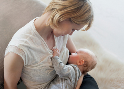 فوائد الرضاعة الطبيعية 