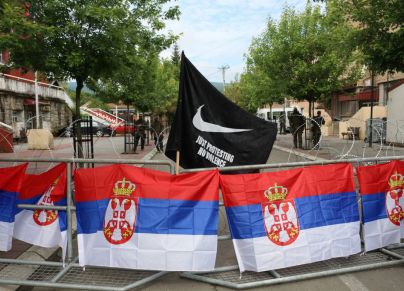 دخل سكان البلديات من الأقلية الصربية، في مواجهات مع المنتخبين الجدد