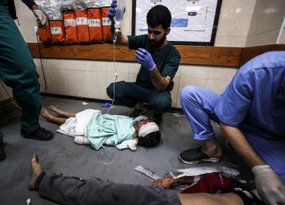 طفل في المستشفى في قطاع غزة