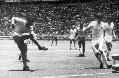 قصة كأس العالم 1970 نهائي مبك ر في دور المجموعات